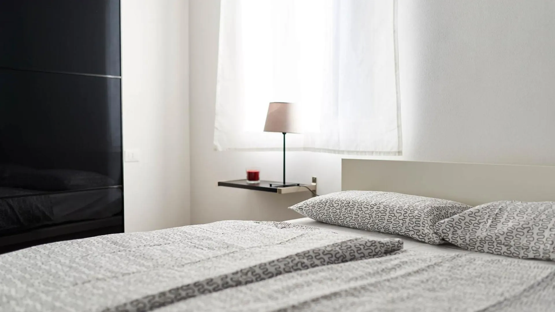 מאלצ'סינה Mala Silex Apartments 0*,  איטליה