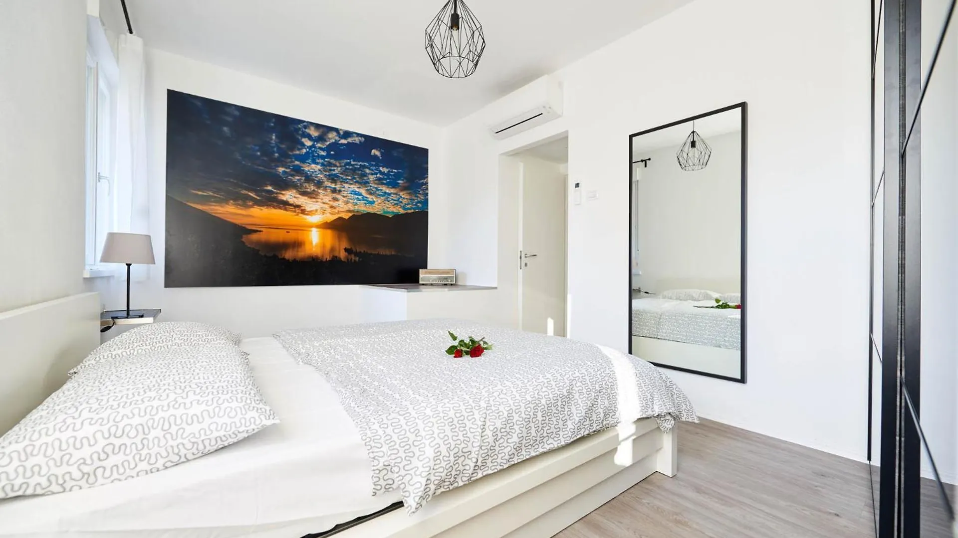 Mala Silex Apartments مالتشيزينيه إيطاليا