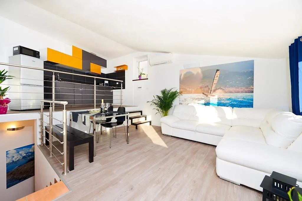 Mala Silex Apartments مالتشيزينيه