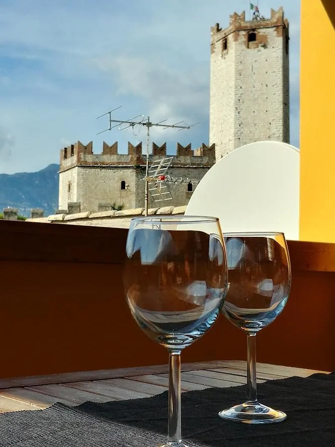 Mala Silex Apartments مالتشيزينيه إيطاليا